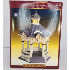 Santa's Workbench Collection 2001 "Porcelain Gazebo" Accessory #565-7648